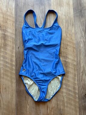 Speedo Women's Solid Contemporary Ultraback One-Piece Swimsuit